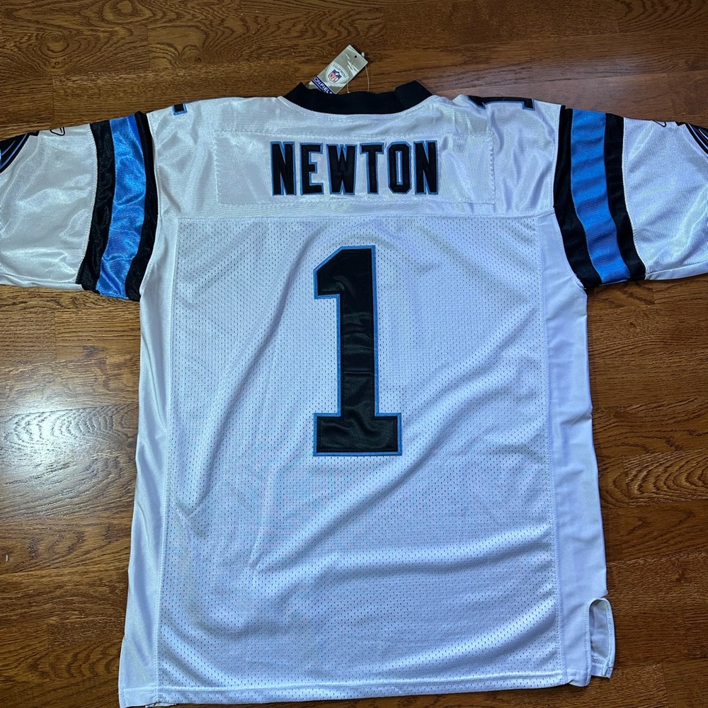 New with tags Cam Newton Panthers Jersey